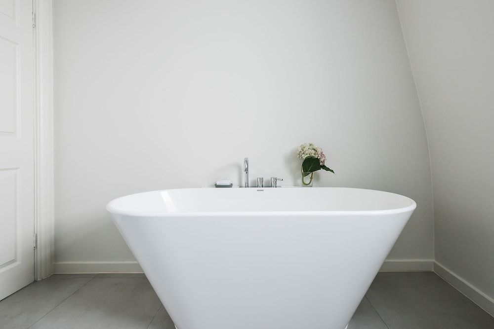 Ultra luxurious London home for 5-7 Bywater 35