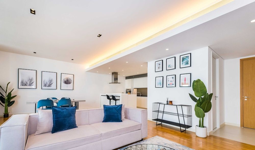 LUX Holiday Home - Bluewaters Residences
