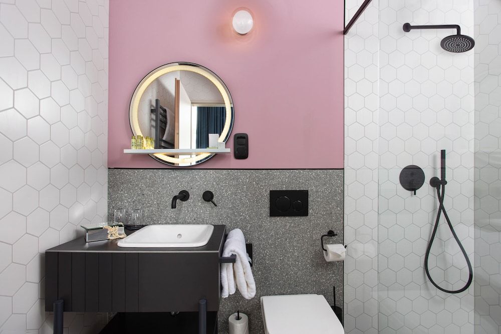 undefined Alice Hotel 8