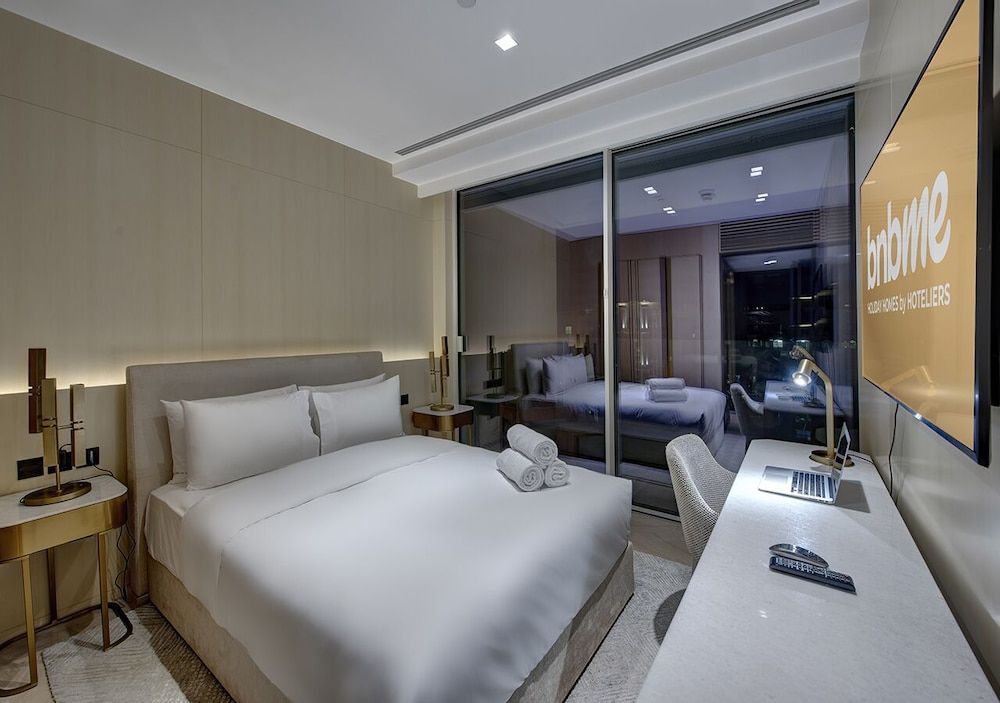 undefined bnbme - 2B-FivePalm-1006 9