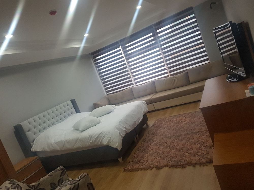 undefined Black Suite Otel 5