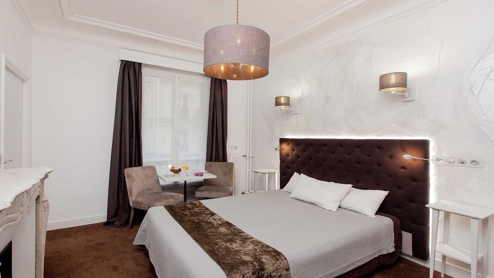 Hôtel Bonaparte Superior Double Room 2