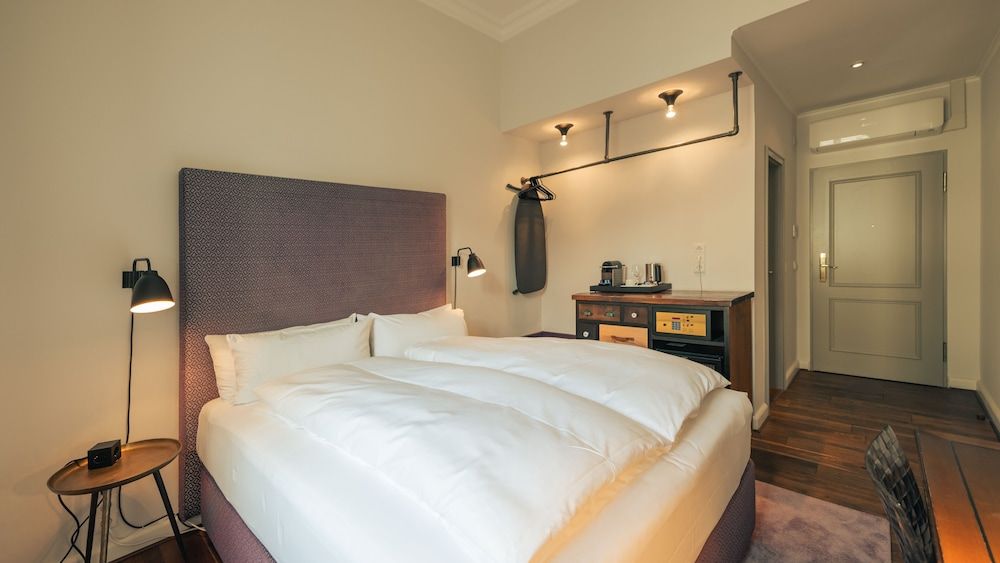 Bob W Mitte Superior Double Room 3