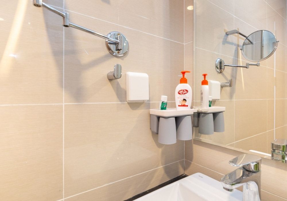 21st Century Symphony Apartment, 2 Bedrooms 32