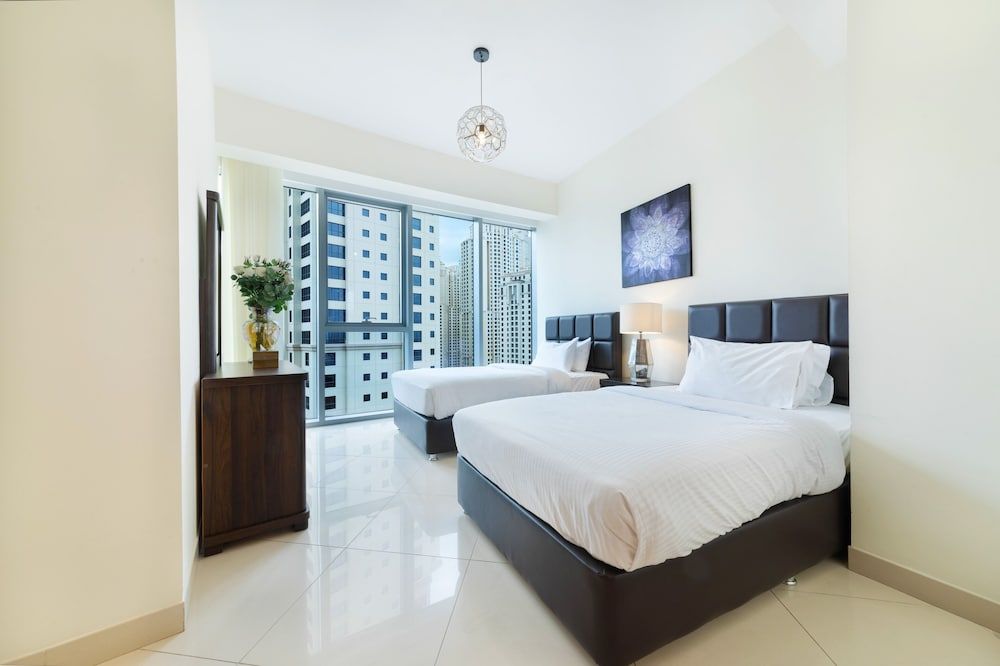 Maison Privee - Spacious Apt w/ Beach, Pool and Marina Access Deluxe Apartment, 3 Bedrooms 8