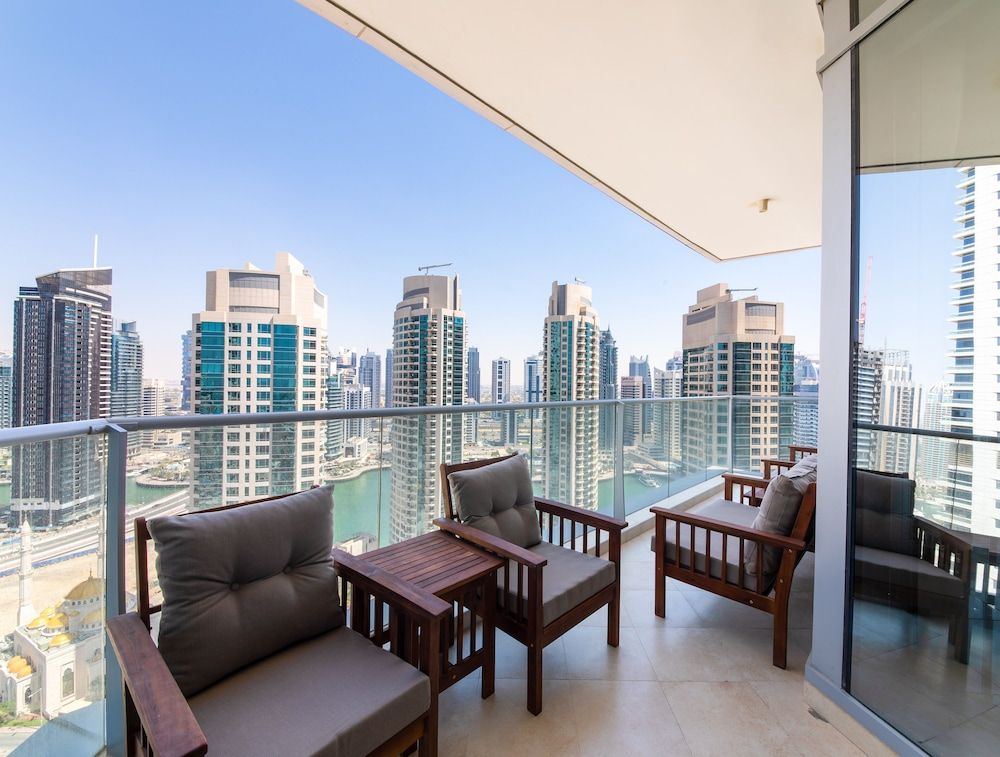 Maison Privee - Spacious Apt w/ Beach, Pool and Marina Access Deluxe Apartment, 3 Bedrooms 16