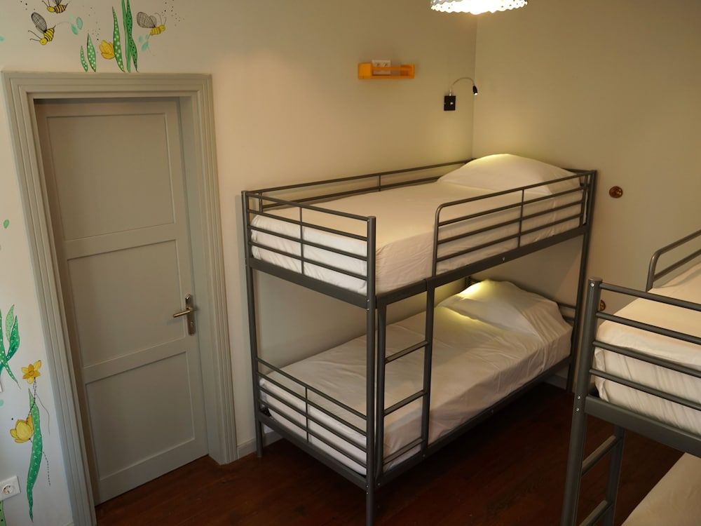 Tilas House No8 - Hostel Orange Lily Quadruple Room