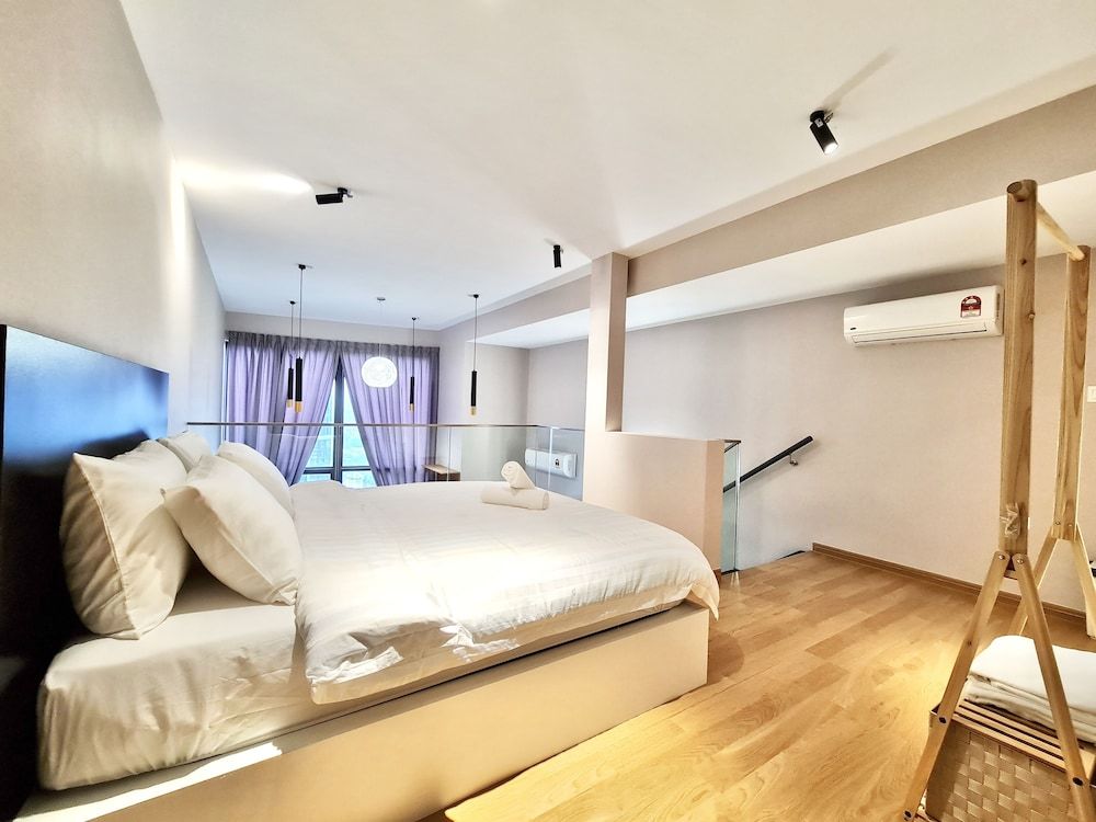 undefined Ekocheras Suite 9