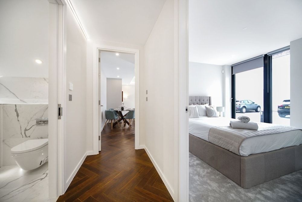 Fulham Broadway Luxury Apartment, Ensuite (2 bedroom property) 12