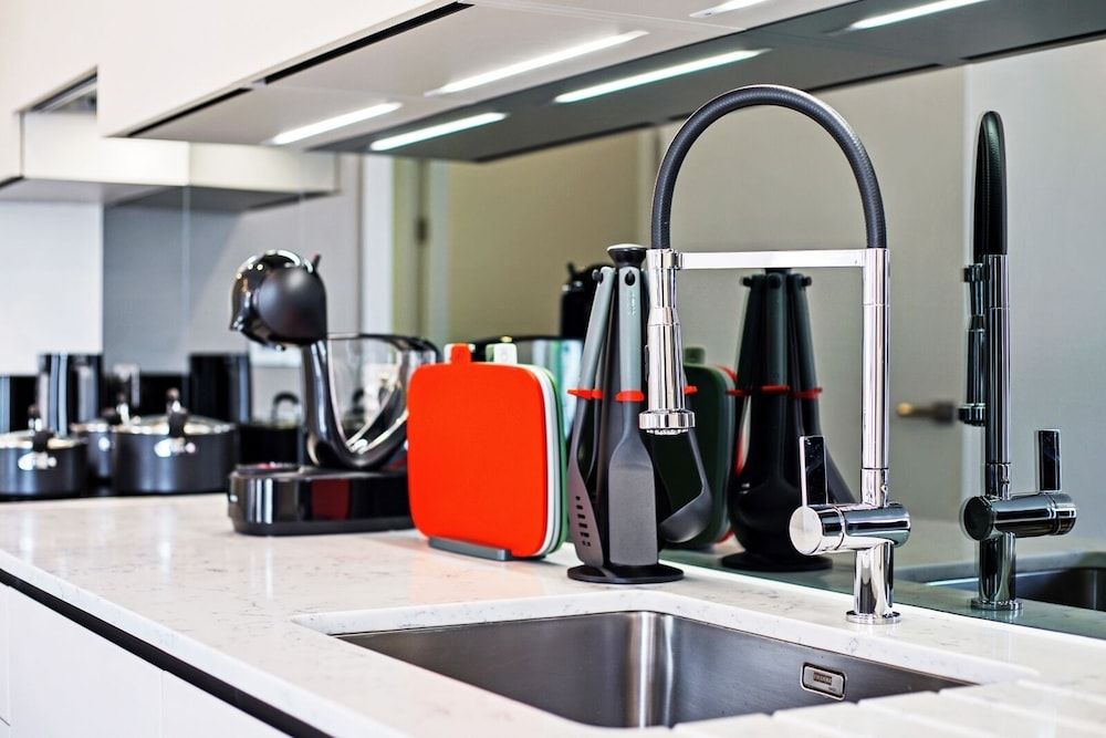 Fulham Broadway Luxury Apartment, Ensuite (2 bedroom property) 18