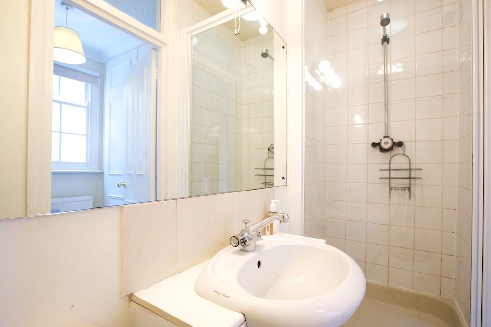 JOIVY Luxurious 2BR flat in Pimlico, near Warwick sq Apartment (2 Bedrooms) 12