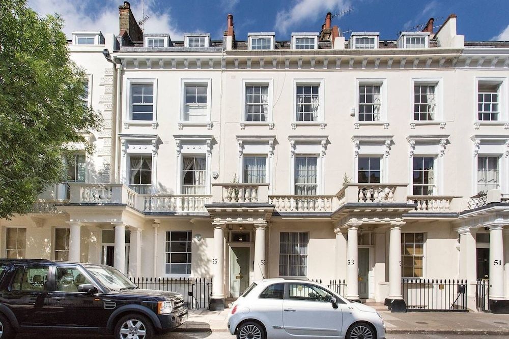 undefined JOIVY Luxurious 2BR flat in Pimlico, near Warwick sq 4