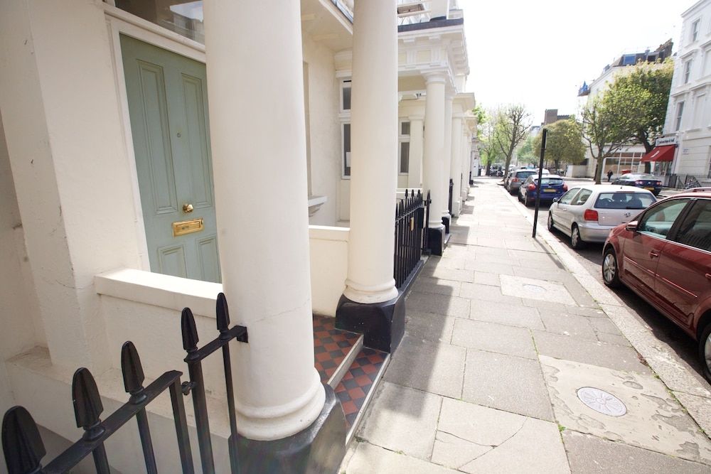 undefined JOIVY Luxurious 2BR flat in Pimlico, near Warwick sq 6