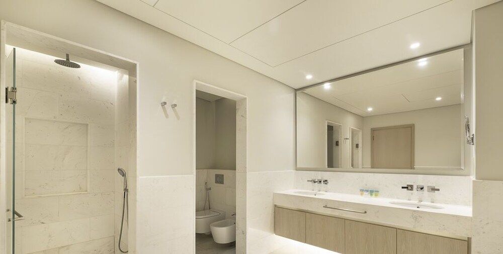 undefined LUX Iconic Views at The Palm Tower 5 10