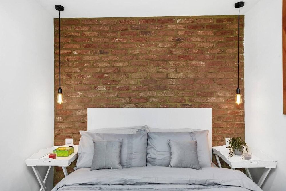 undefined Livestay- Trendy 1bed With Balcony in Westminster 9