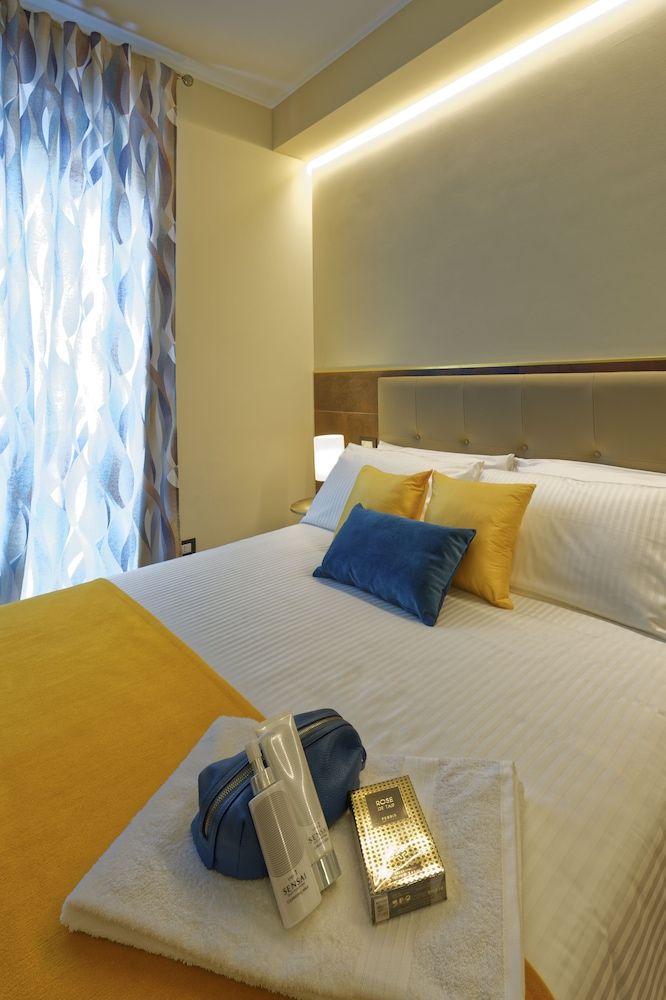 Red Ribbon Deluxe Double Room (CAMERA 5 RR) 2