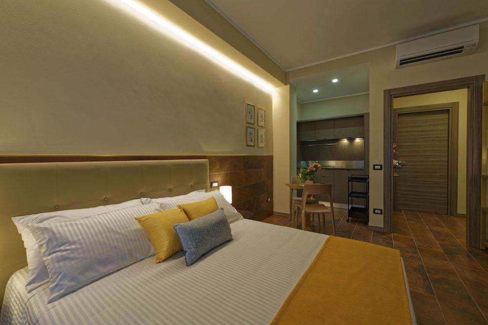 undefined Red Ribbon 4