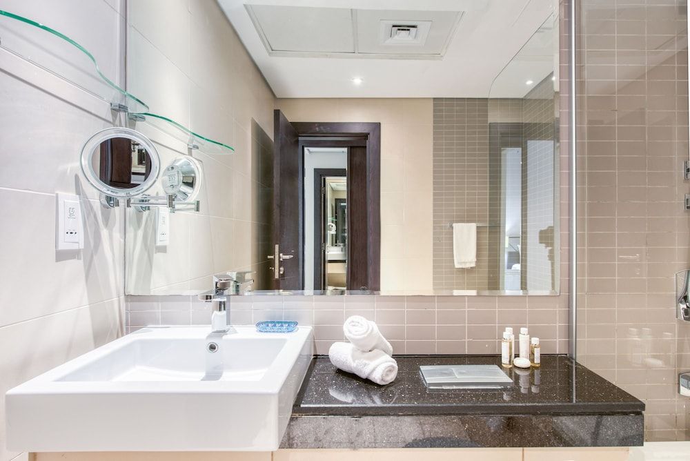 Maison Privee - Silverene Penthouse Luxury Apartment, 3 Bedrooms, Non Smoking 30