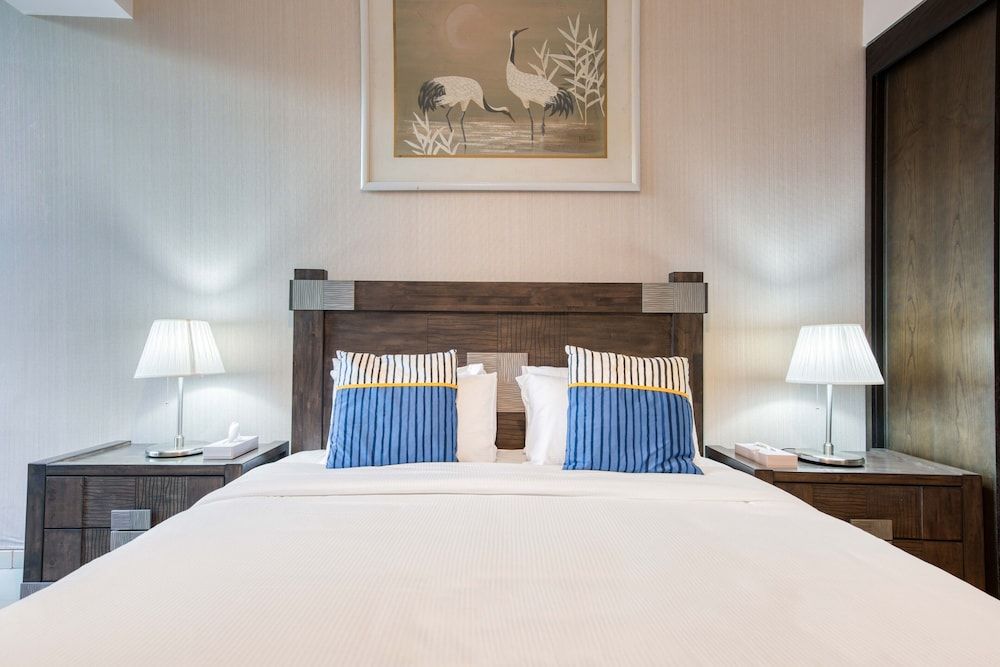 Maison Privee - Silverene Penthouse Luxury Apartment, 3 Bedrooms, Non Smoking 10