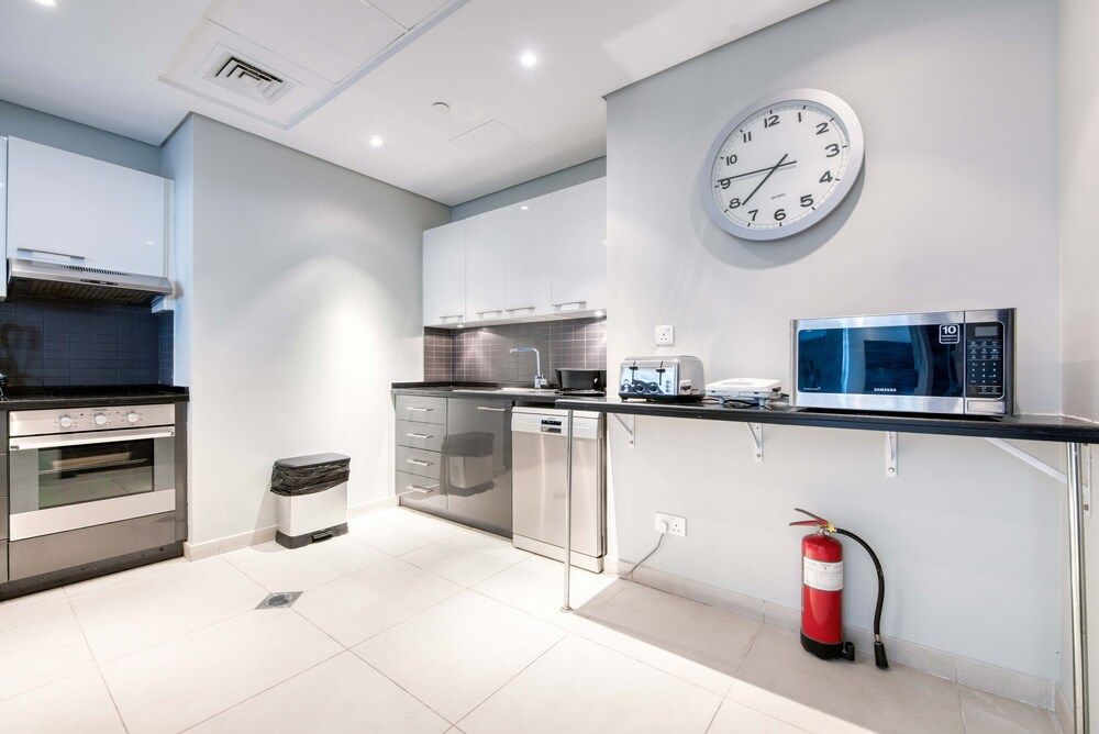 Maison Privee - Silverene Penthouse Luxury Apartment, 3 Bedrooms, Non Smoking 23