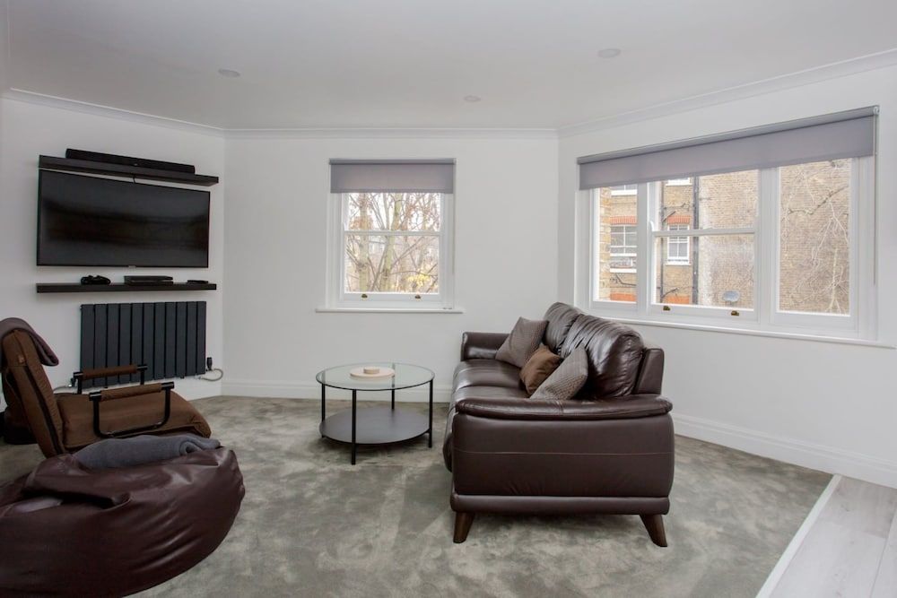 undefined Homely 2 Bedroom Apartment in Maida Vale 10