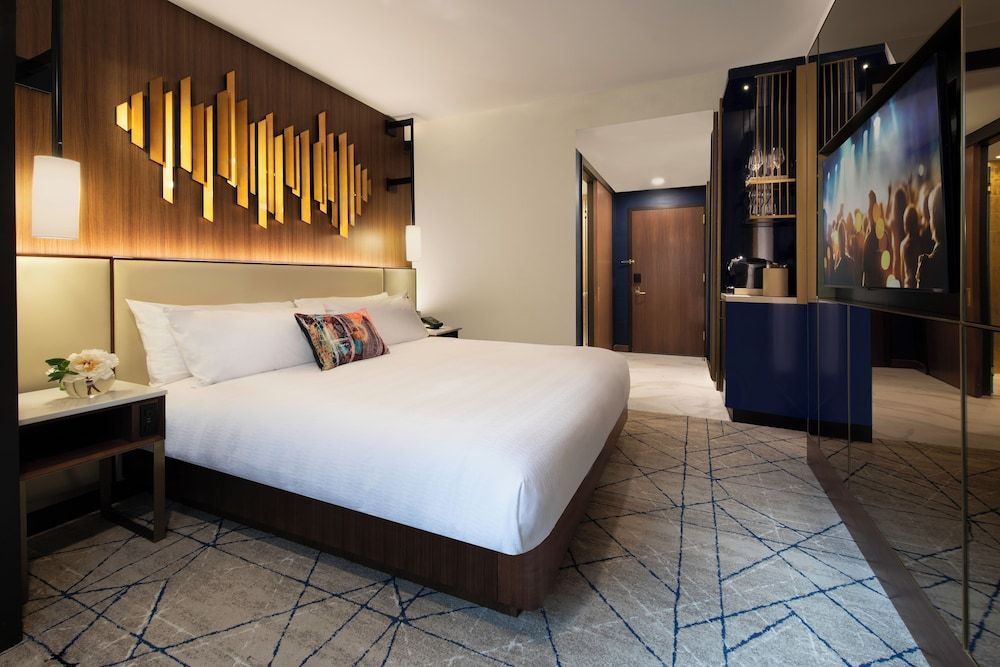 Classic Room, 1 King Bed