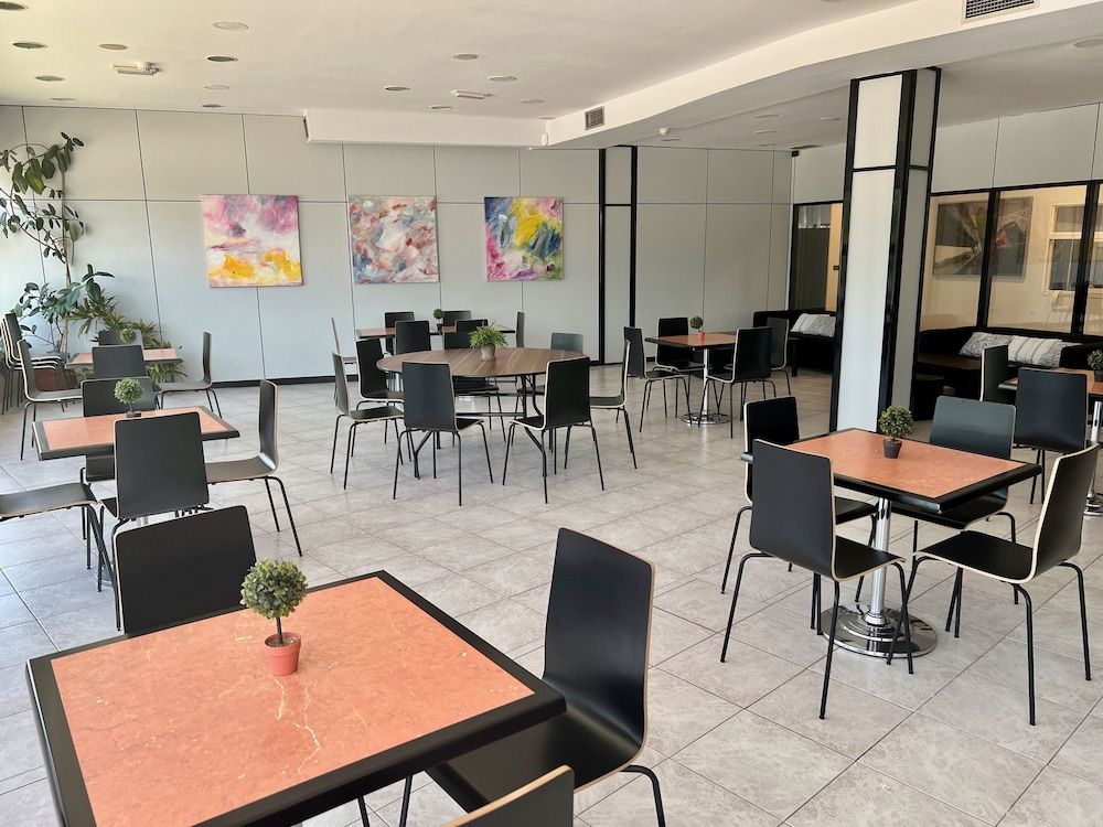 undefined AP Hotel Madrid Airport 9