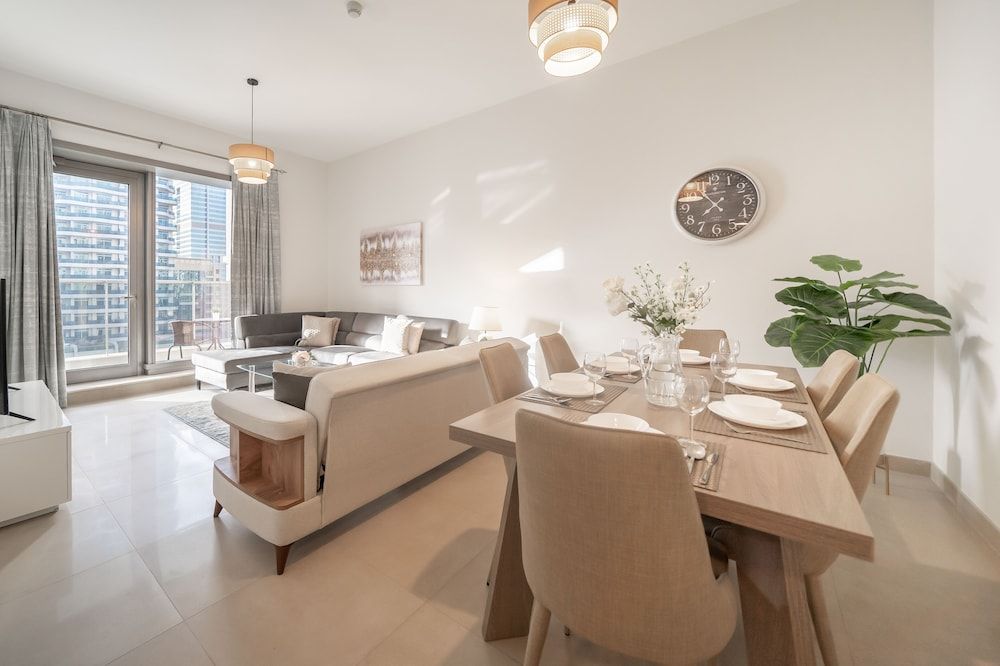 HiGuests - Sparkle tower 1