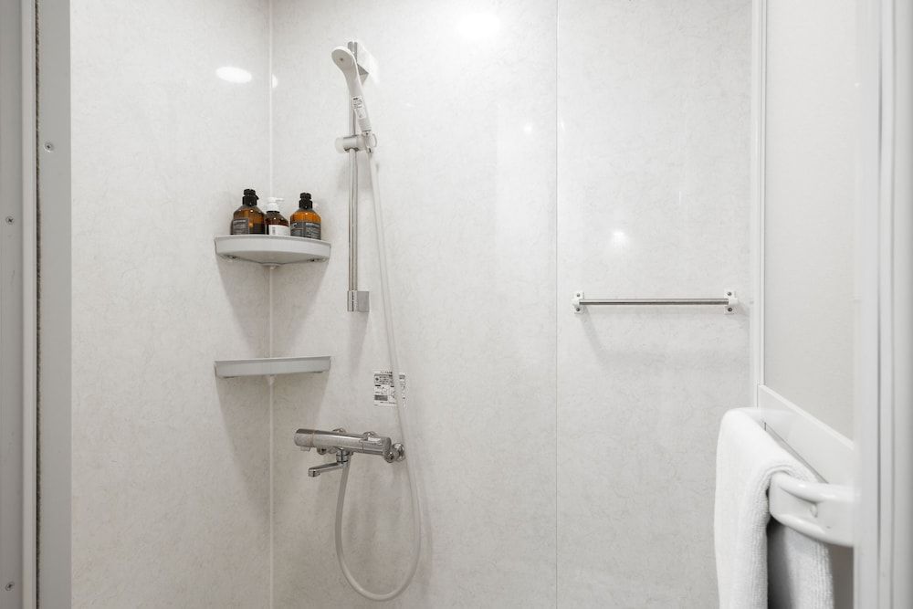 Temple Hotel Shoden-ji Studio Apartment, Japanese Western Style Room 5