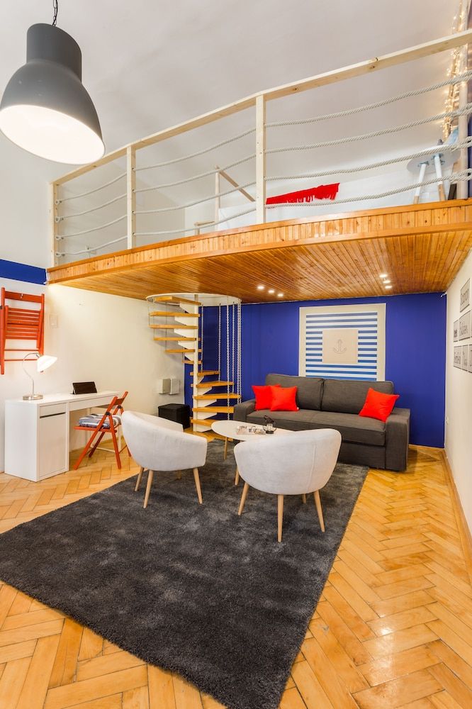 Jokai 3 Apartment