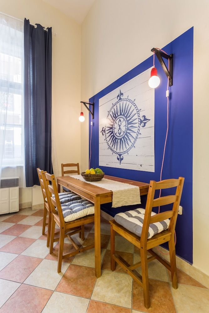 Jokai 3 Apartment