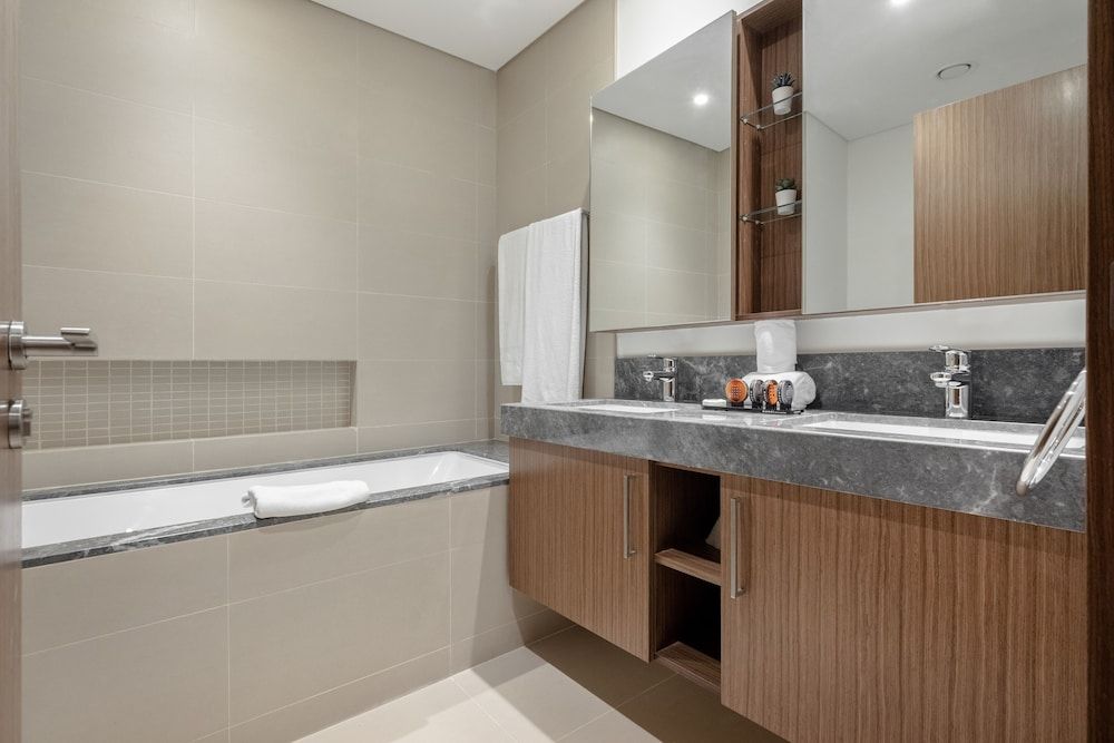 EDEN'S Homes & Villas - 52/42 Emaar Premier Apartment, 2 Bedrooms, Non Smoking, Sea View 14