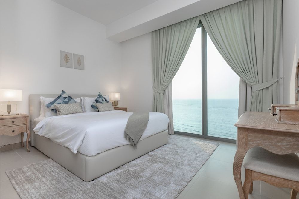 EDEN'S Homes & Villas - 52/42 Emaar Premier Apartment, 2 Bedrooms, Non Smoking, Sea View 3
