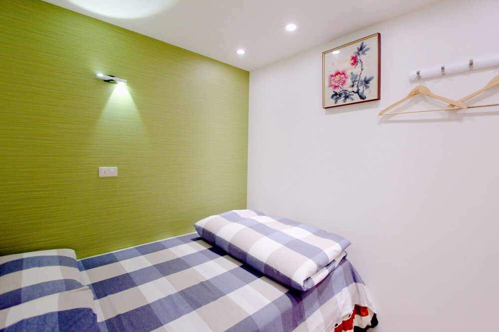 undefined Nestle Tokyo Shinjuku Family House 102 10