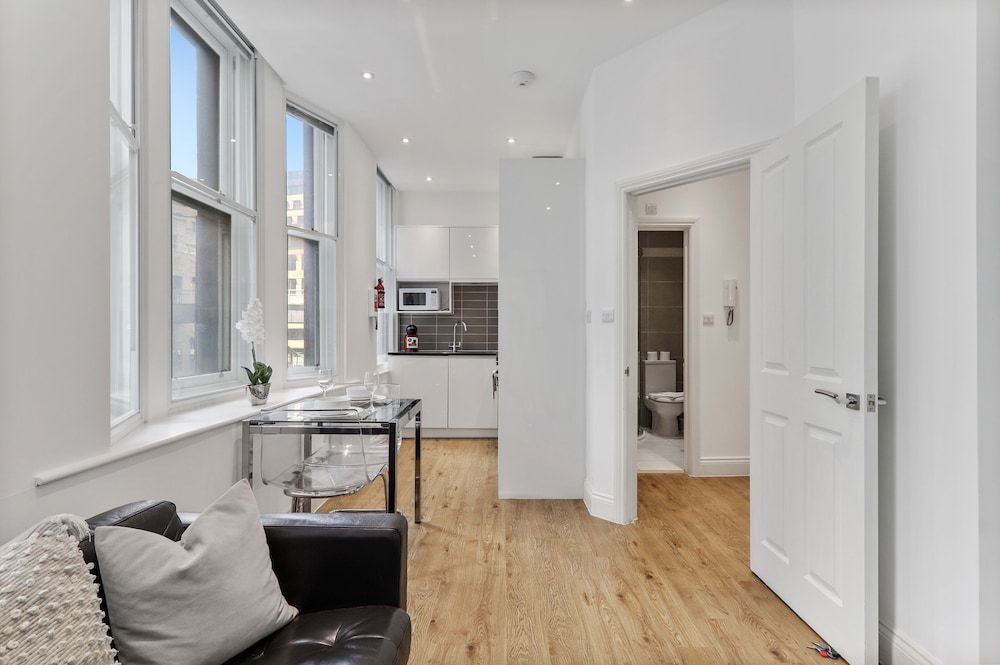 undefined Cosy 1 Bed Apartment next to Liverpool Street Station FREE WIFI By City Stay Aparts London 8
