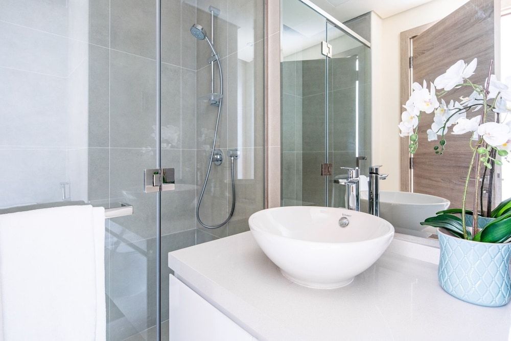 undefined Spectacular Studio Apartment in Dubai Marina 9