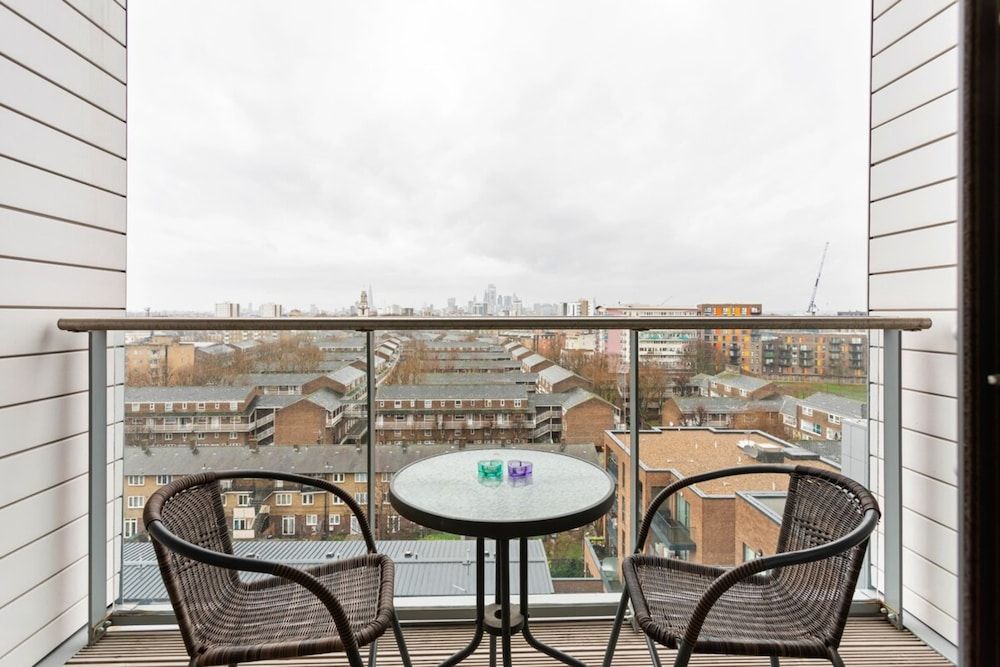 Modern 1 Bedroom Apartment Near Canary Wharf With Balcony Apartment (1 Bedroom) 20