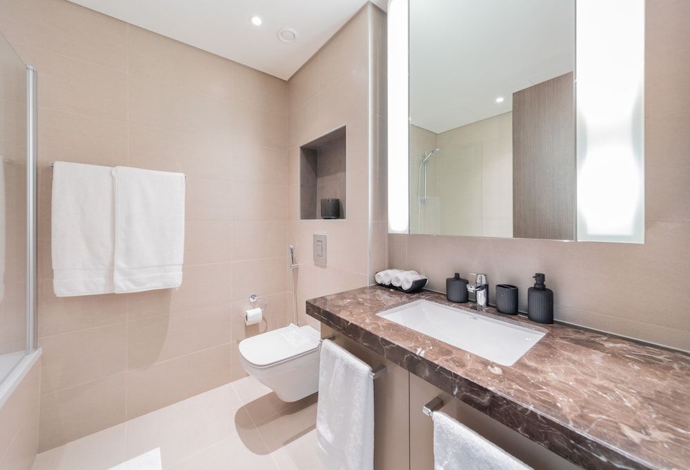 EDEN'S Homes & Villas - BLVD Heights Premium Apartment, 1 Bedroom, Non Smoking, City View 12