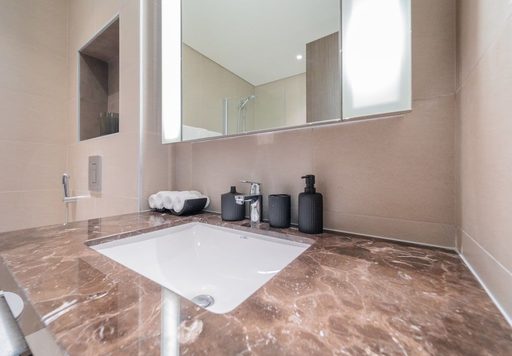 EDEN'S Homes & Villas - BLVD Heights Premium Apartment, 1 Bedroom, Non Smoking, City View 11