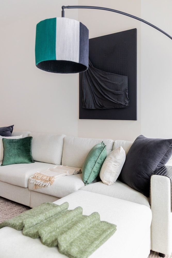 EDEN'S Homes & Villas - BLVD Heights Premium Apartment, 1 Bedroom, Non Smoking, City View 23