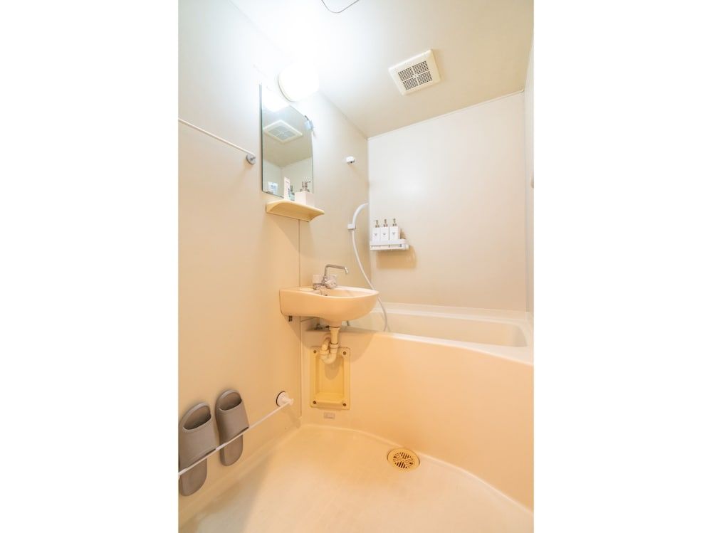 ZAITO Tokyo Kinshicho Economy Inn Signature Quadruple Room, Multiple Beds, Balcony, City View 12