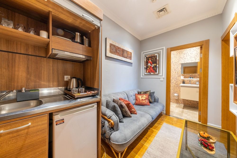 King Suits Hotel Comfort Apartment, 1 Bedroom, Smoking 21