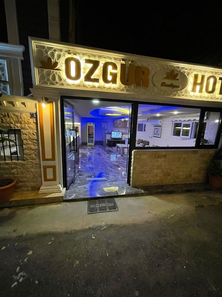 undefined Ozgur Hotel Isiklar 3