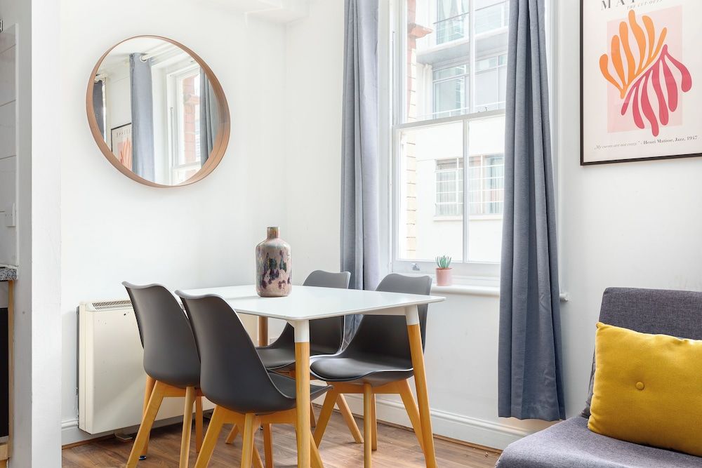 The Brick Lane Flats Apartment 10