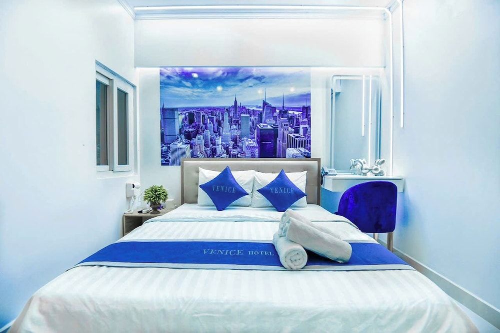 undefined Venice 1 Hotel