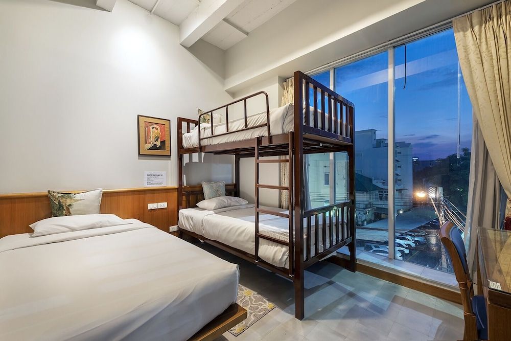 undefined Dinso Home Boutique 3