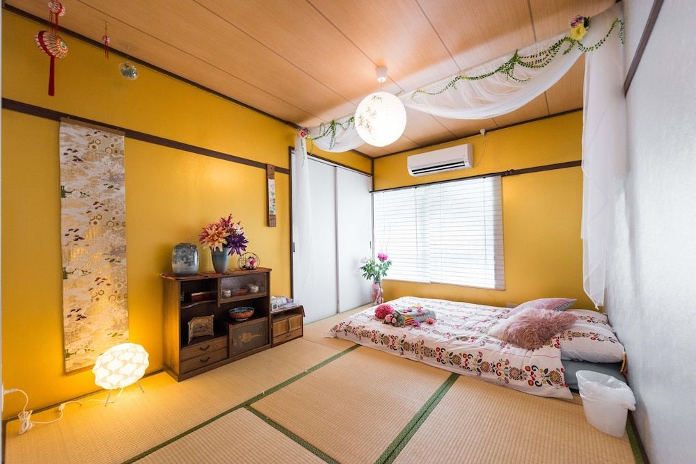 The Green Wonderland Shinjuku Japanese Western Style Room 2DK 3