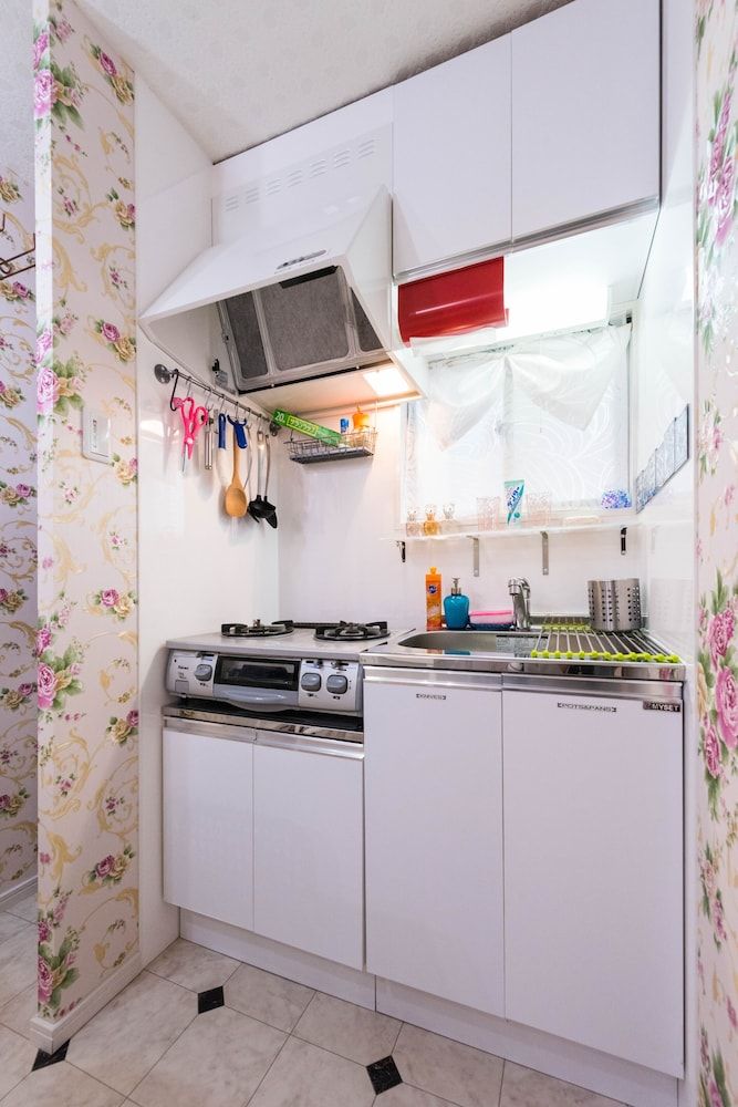 The Green Wonderland Shinjuku Japanese Western Style Room 2DK 21