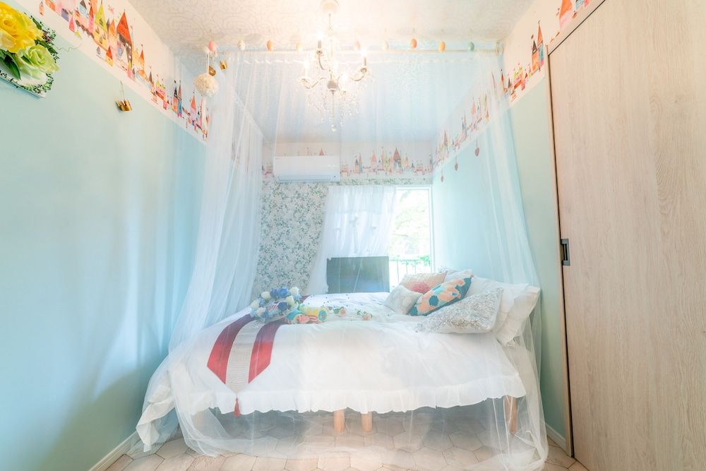 undefined The Green Wonderland Shinjuku 10