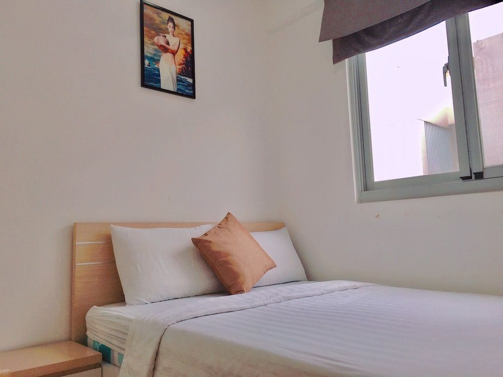 undefined Modern Apartment in Scenic Valley Phu My Hung D7 10